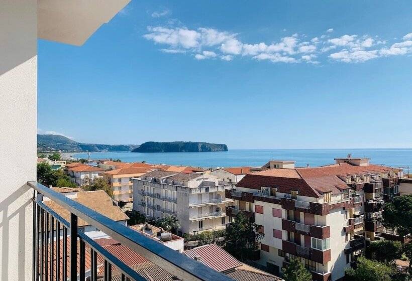 هتل Tea Praia A Mare