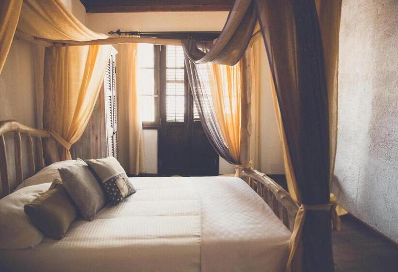 تختخواب و صبحانه The Iskemleci Guest House