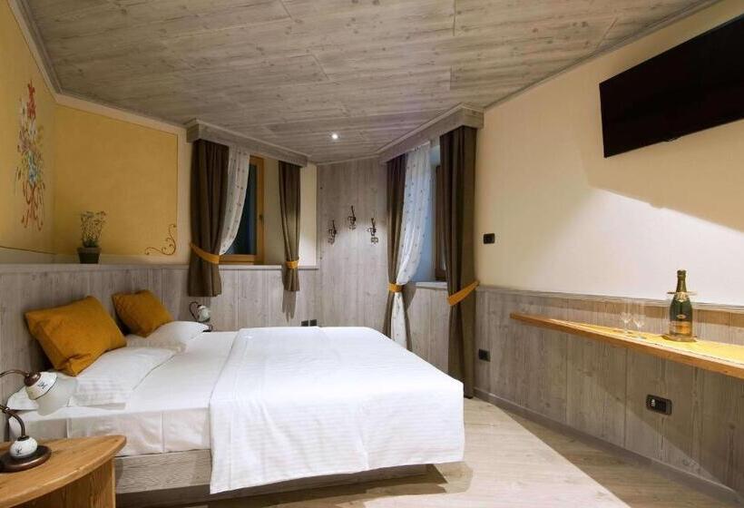 فندق Agritur Casa Fabri