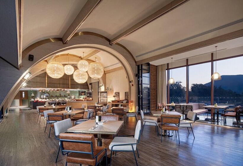 Отель Indigo Nanjing Garden Expo, An Ihg