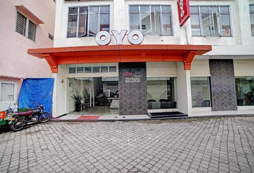 هتل Reddoorz At Jalan Stm Medan 2