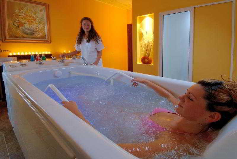 هتل Apollo Spa Resort   Ultra All Inclusive, Indoor And Outdoor Pools & Free Beach