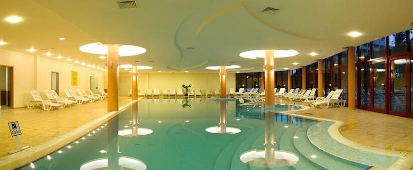 هتل Apollo Spa Resort   Ultra All Inclusive, Indoor And Outdoor Pools & Free Beach