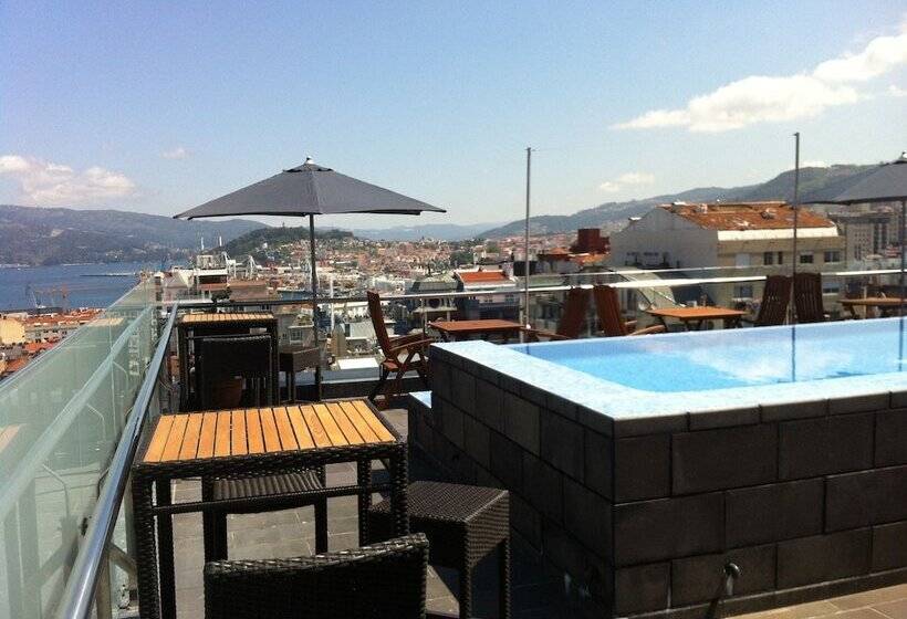 هتل Silken Axis Vigo