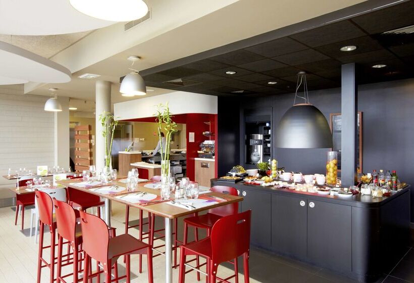 בית מלון כפרי Campanile Carcassonne Est La Cite