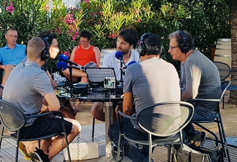 בית מלון כפרי Campanile Carcassonne Est La Cite