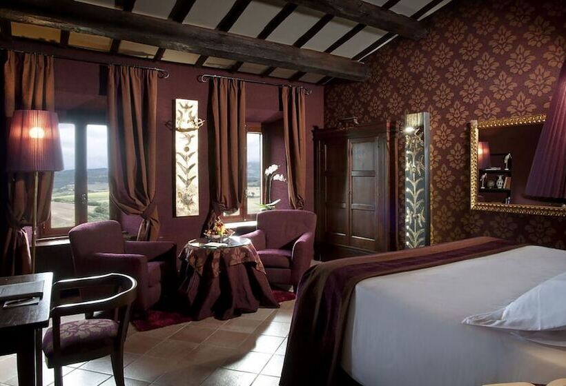 فندق Castel Porrona Relais & Spa