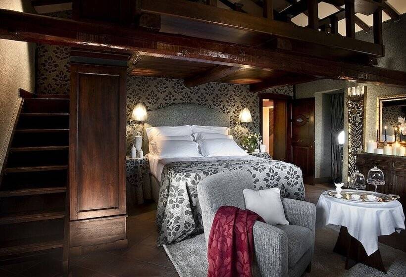 فندق Castel Porrona Relais & Spa