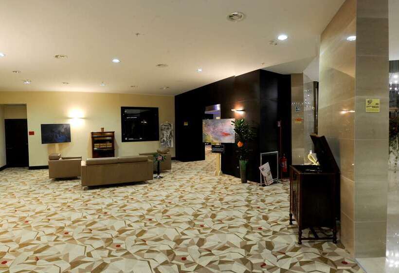 هتل Hilton Garden Inn Lecce