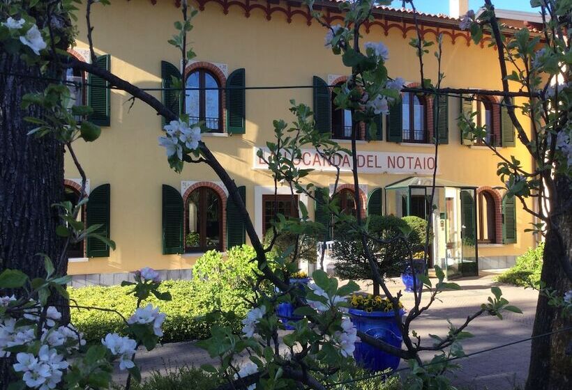 בית מלון כפרי La Locanda Del Notaio
