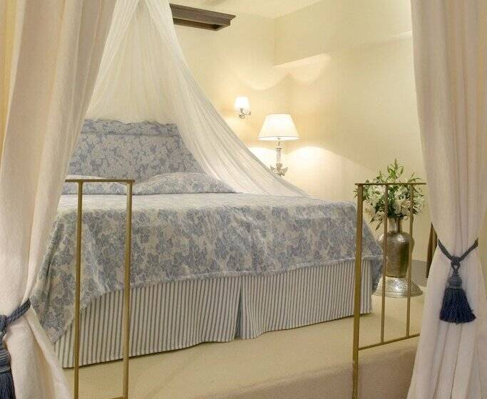 هتل Le Convivial Luxury Suites & Spa