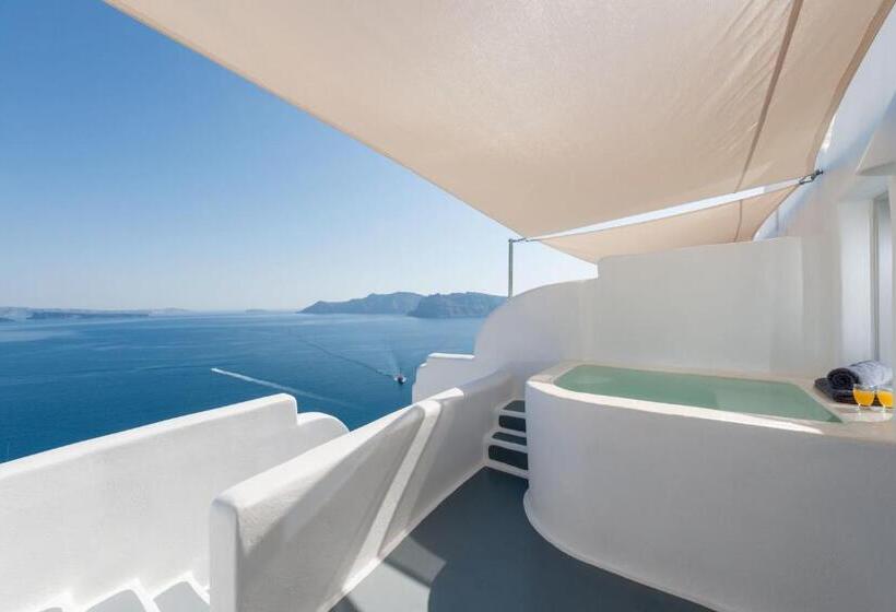 هتل Thirea Suites