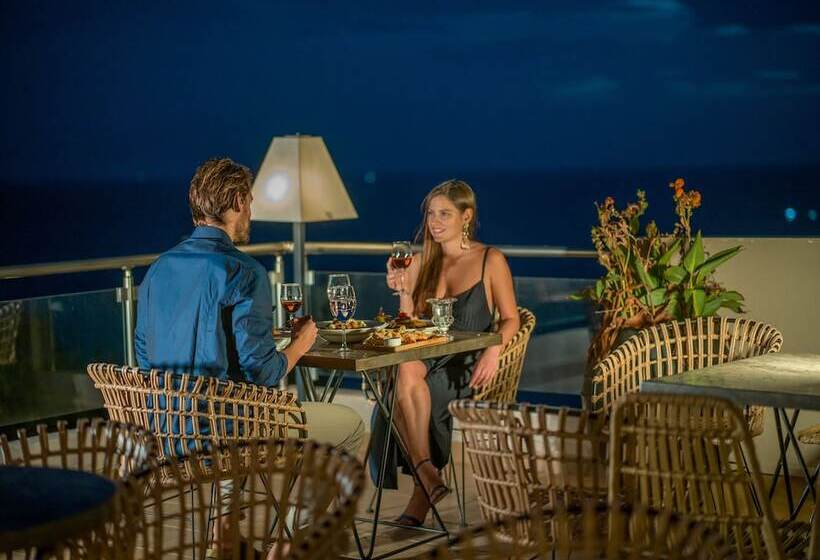 Secret Paradise Hotel & Spa