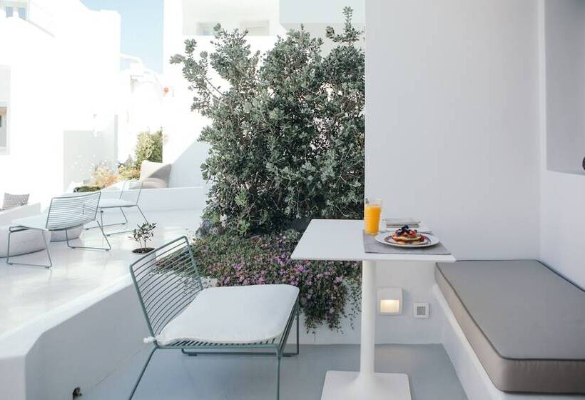 هتل Akra Suites & Spa