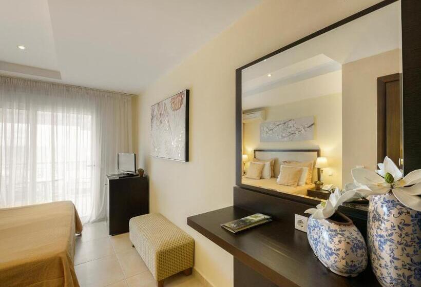 Alkyonis Hotel