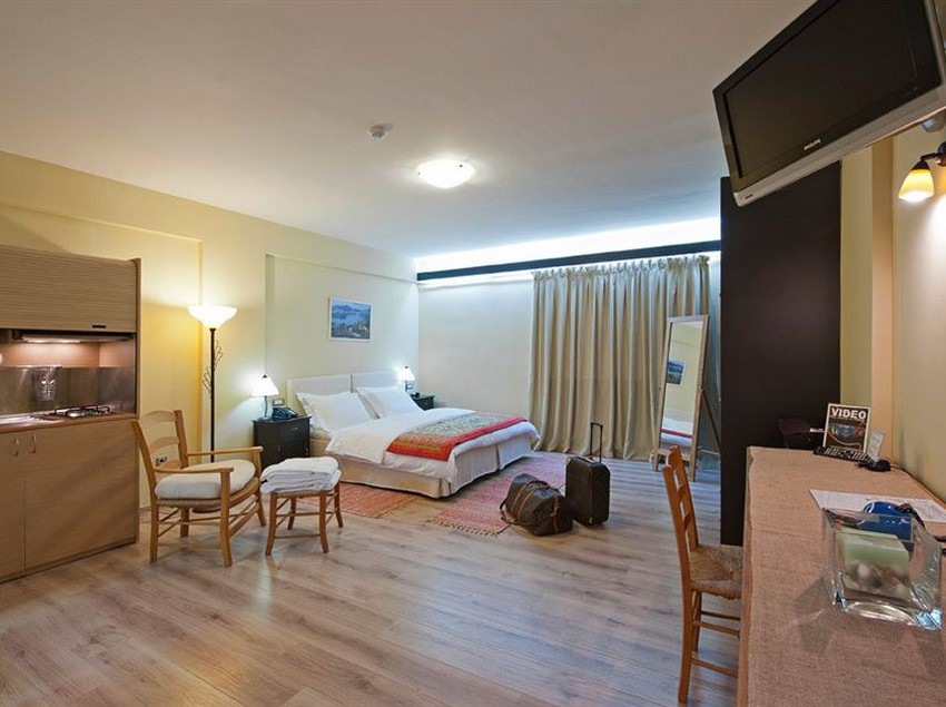 酒店 Efplias  Apartments And Suites