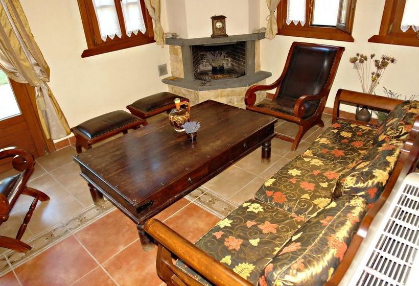 Dovra Hotel