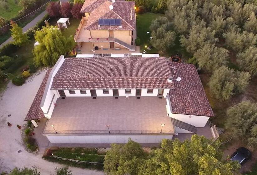 ホテル Antica Locanda Della Via Francigena