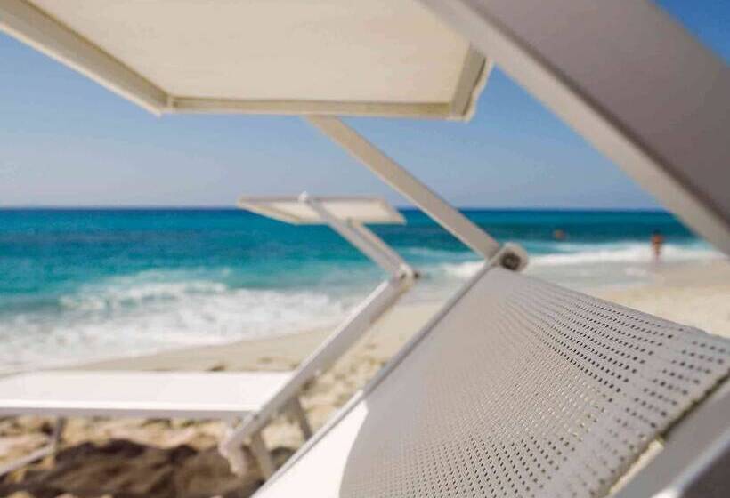 Отель Capovaticano Resort Thalasso Spa