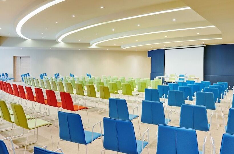 Отель Capovaticano Resort Thalasso Spa