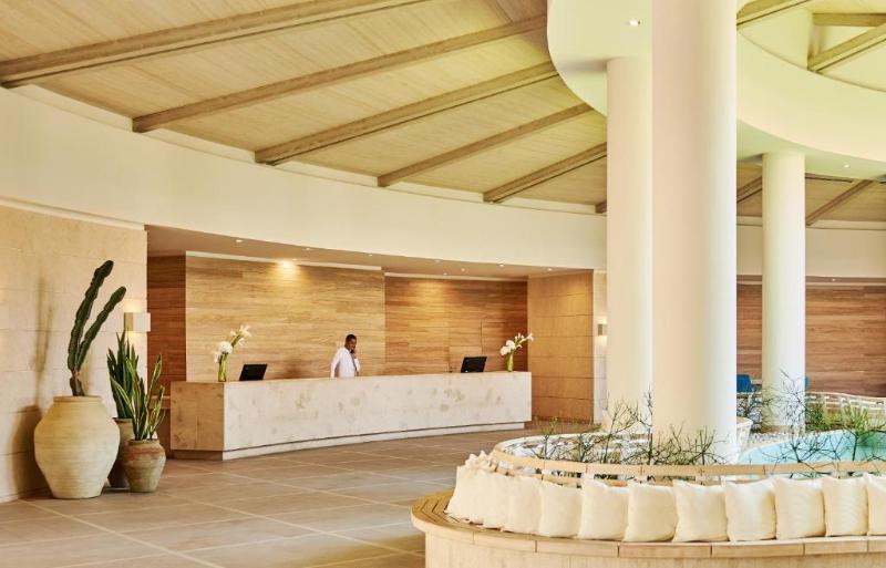 Отель Capovaticano Resort Thalasso Spa