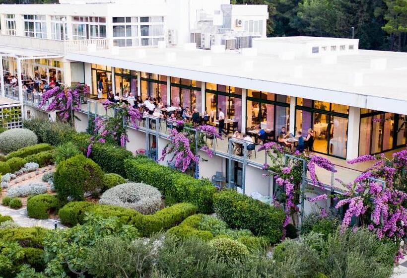 هتل Labranda Velaris Resort