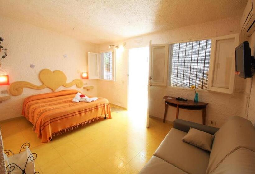 هتل L'oasi Villaggio Albergo