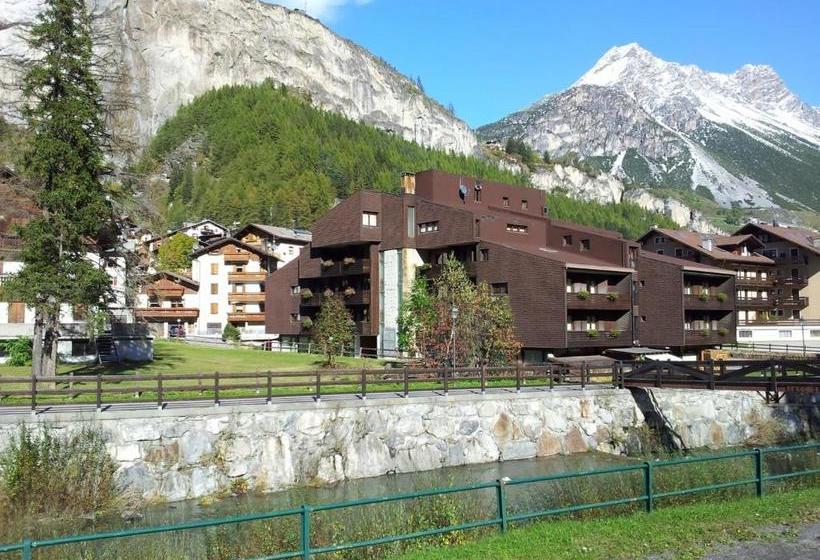 ホテル National Park