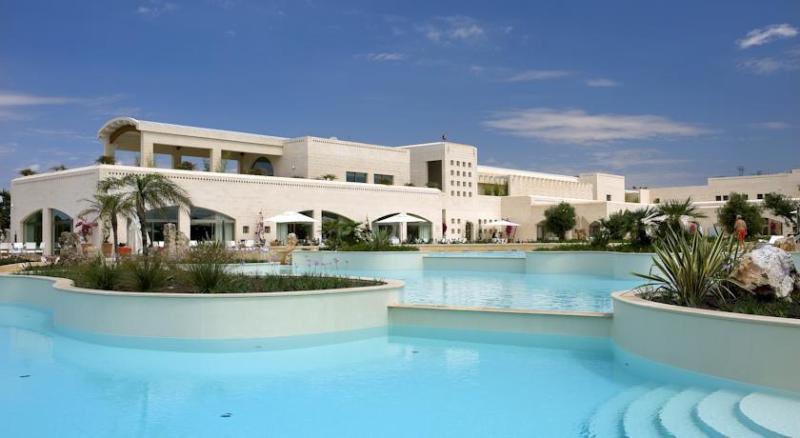 בית מלון כפרי Vivosa Apulia Resort
