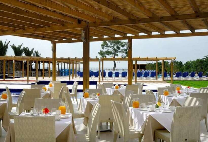 Kinetta Beach Resort And Spa