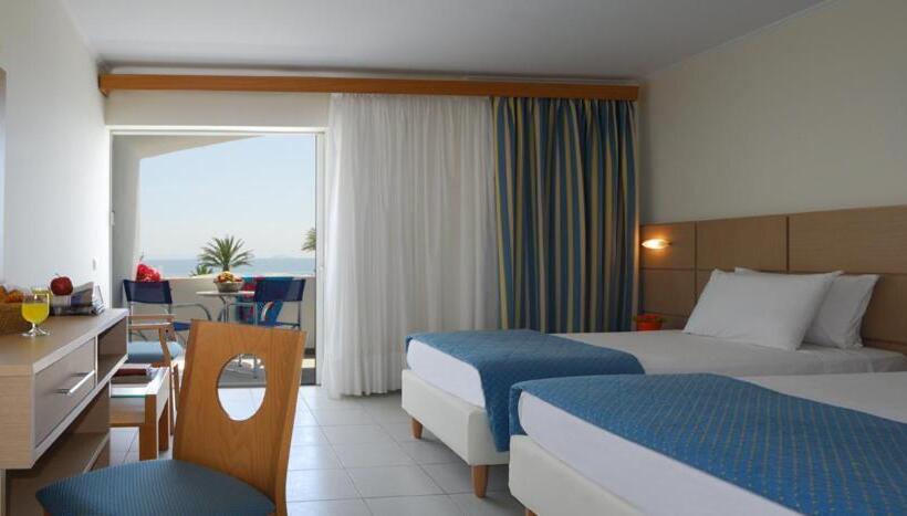 Kinetta Beach Resort And Spa