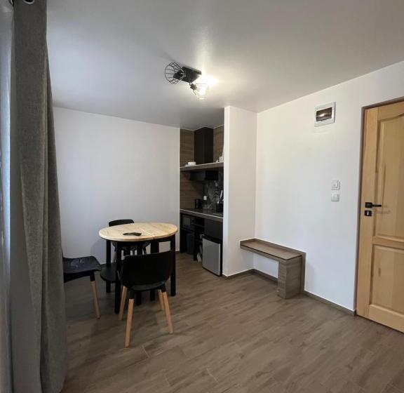 پانسیون Willa Modra