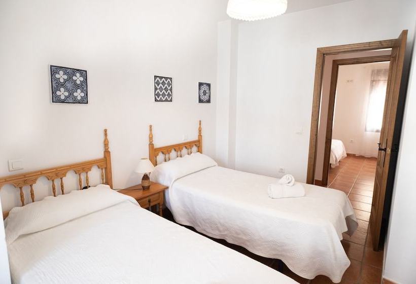 Casa Con Patio Andaluz En Ronda  Centro