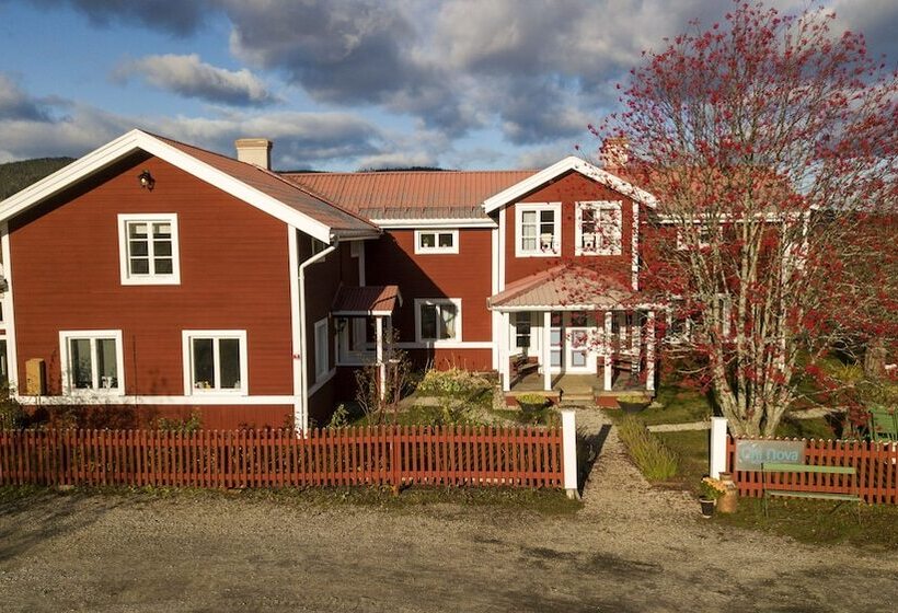 تختخواب و صبحانه Chinova Mötesgård