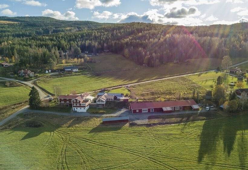 تختخواب و صبحانه Chinova Mötesgård