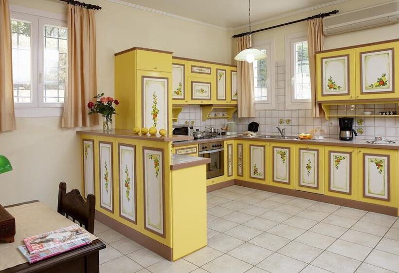 Nymfes Villas