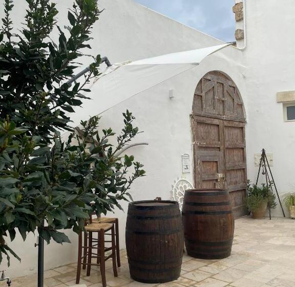 تختخواب و صبحانه Corte Largo Lauro Dimore & Spa