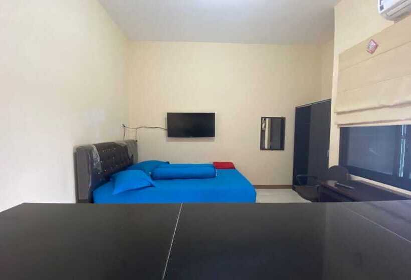 هتل Oyo 90548 Kika Homestay