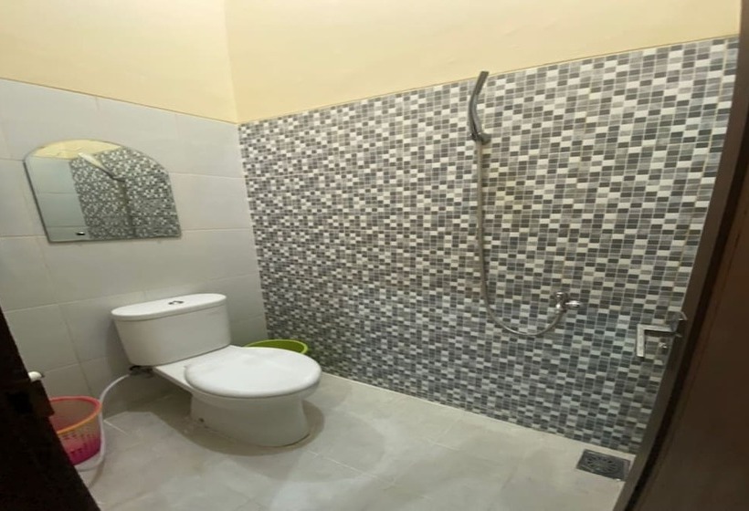 هتل Oyo 90548 Kika Homestay