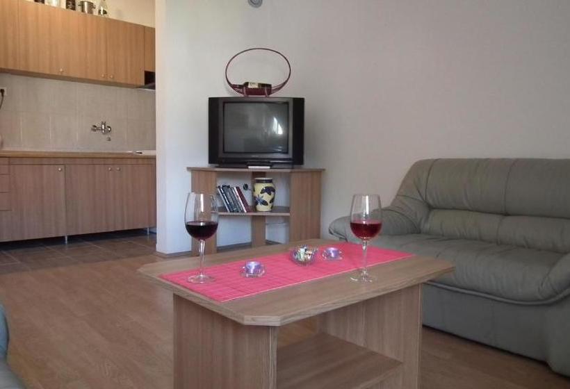 پانسیون Naša Tvrđava Guest Accommodation