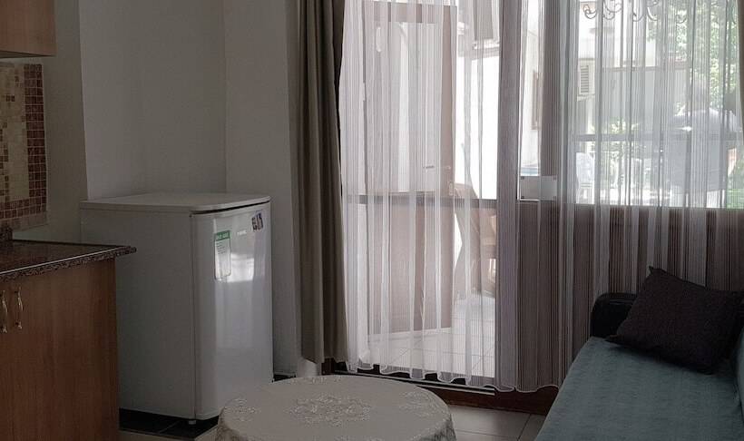 Santo Akyaka Home