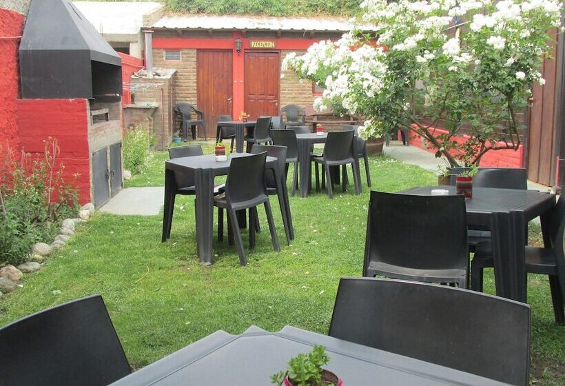 تختخواب و صبحانه Hostal Del Suri