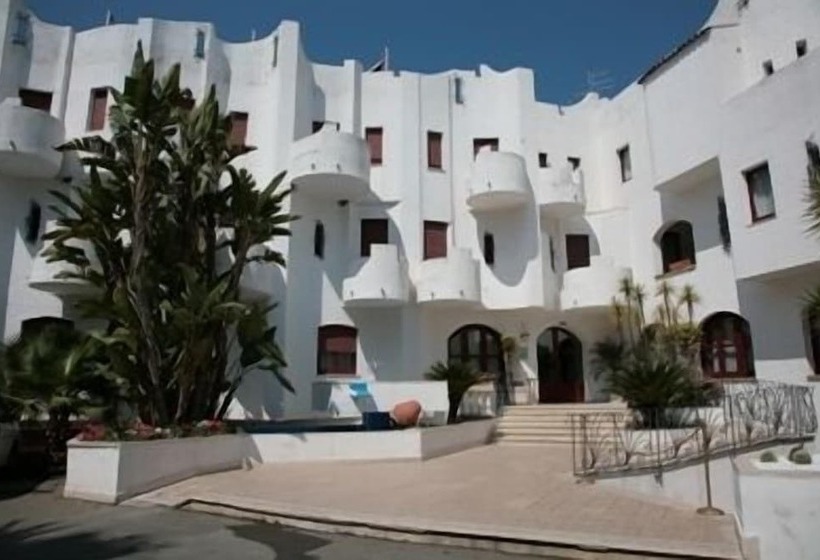 هتل Assinos Palace