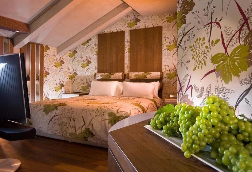 호텔 Il Boscareto Resort & Spa