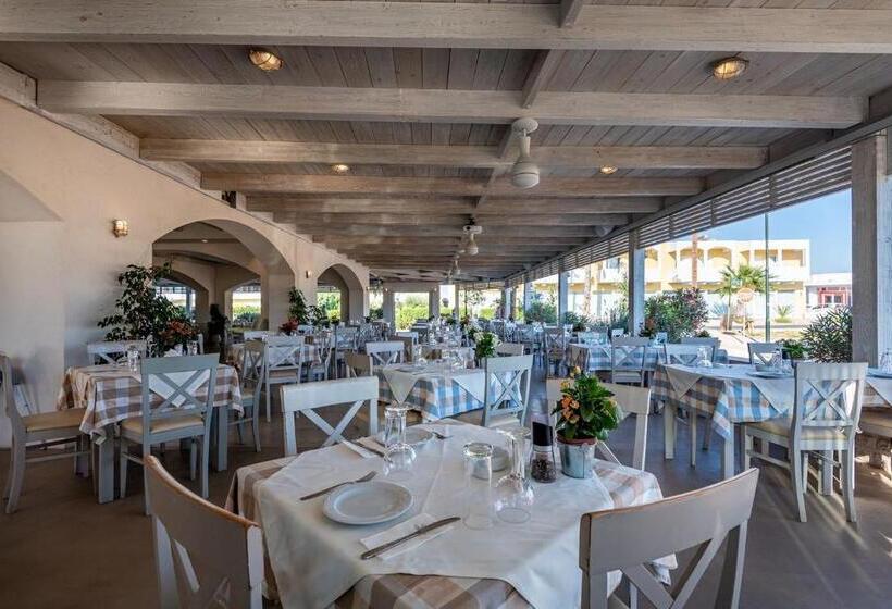 هتل Oneiro Boutique