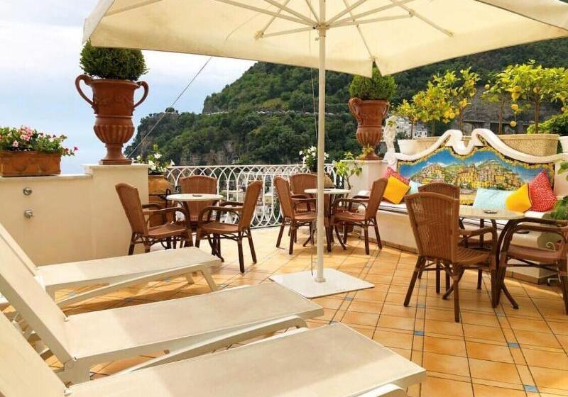 هتل Palazzo Marzoli Charme Resort  Small Luxury