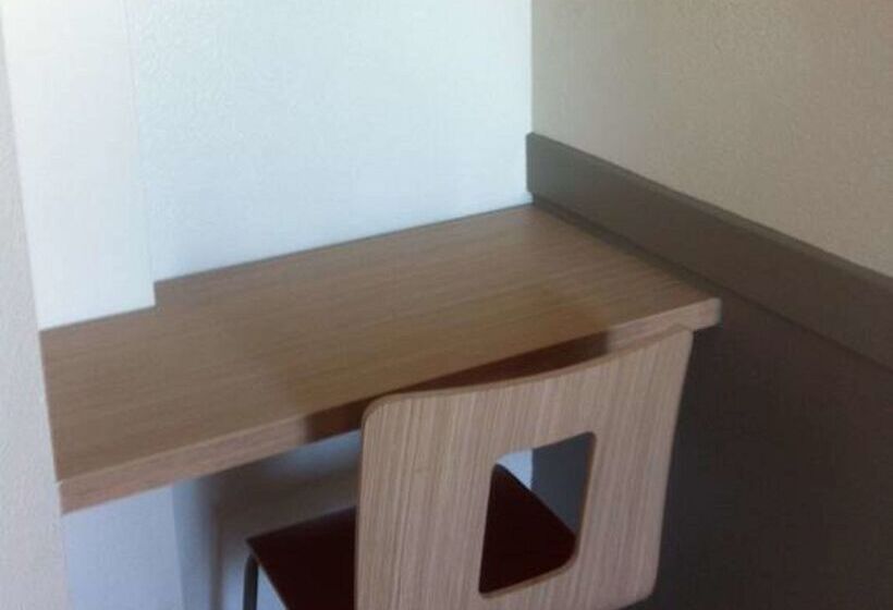 هتل Premiere Classe Biarritz