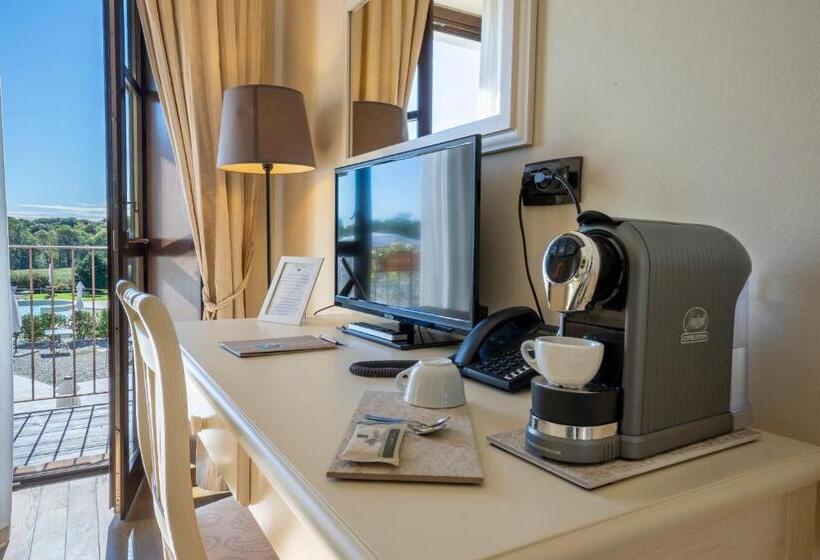 בית מלון כפרי Relais Bella Rosina Pool & Spa