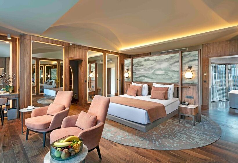 هتل Rixos Sungate, The Land of Legends Access