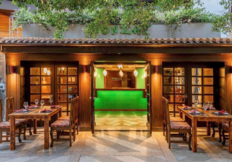 هتل Rixos Sungate, The Land of Legends Access